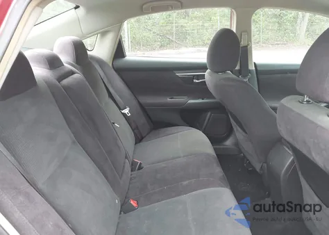 2013 Nissan Altima 2.5 S z USA, uszkodzony, nr VIN 1N4AL3AP2DN553952